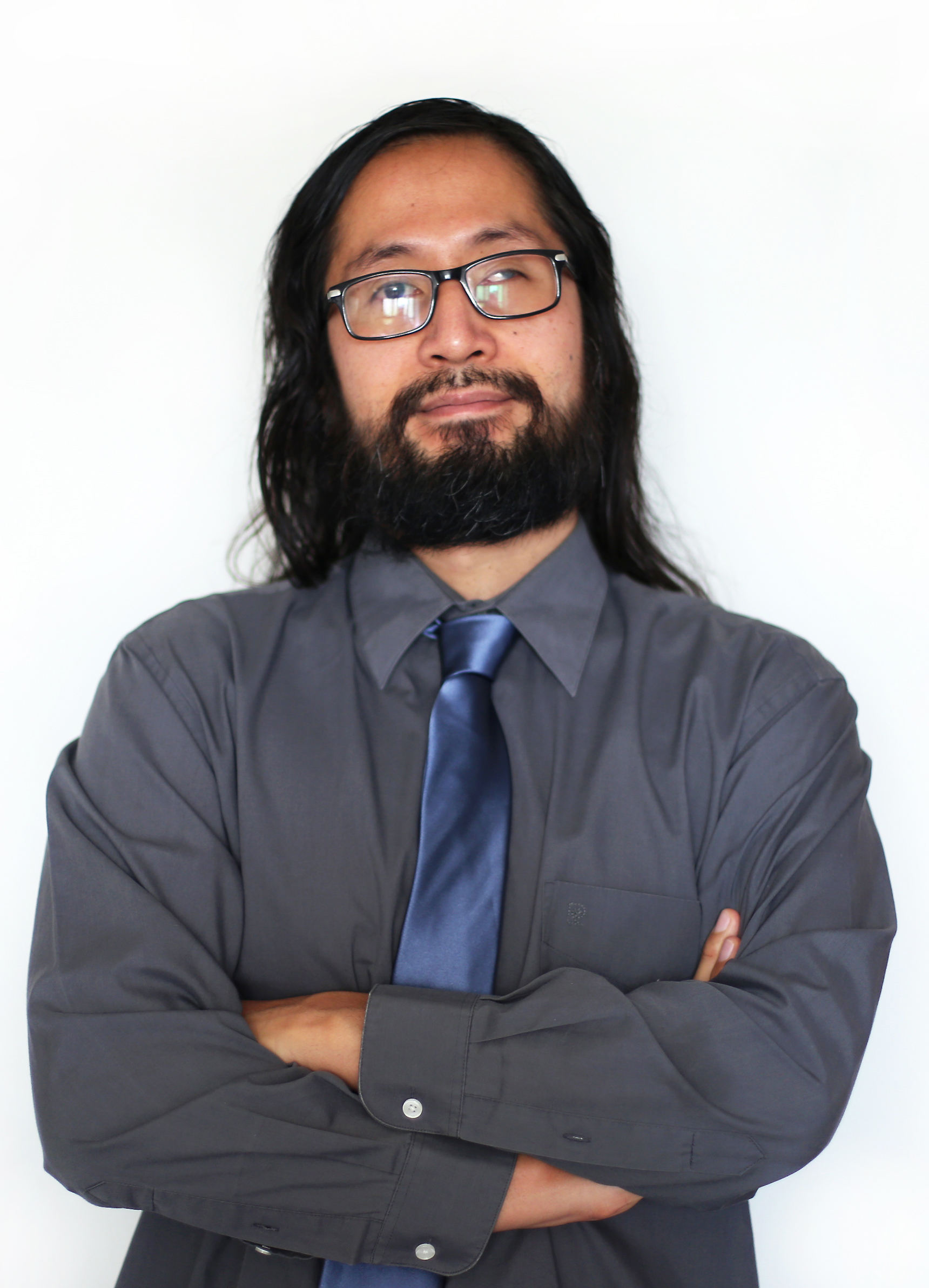 Dr. Miguel Vallejo Sameshima