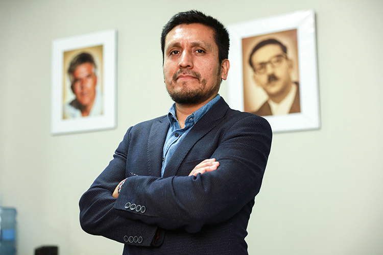 Dr. Jairo Valqui Culqui
