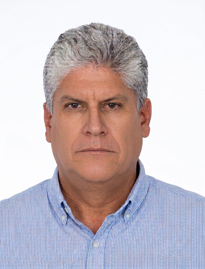 Mg. Raúl Rivera Escobar