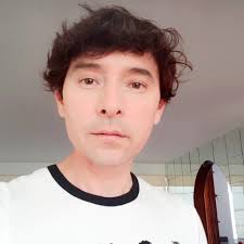 Dr. Álvaro Revolledo Novoa