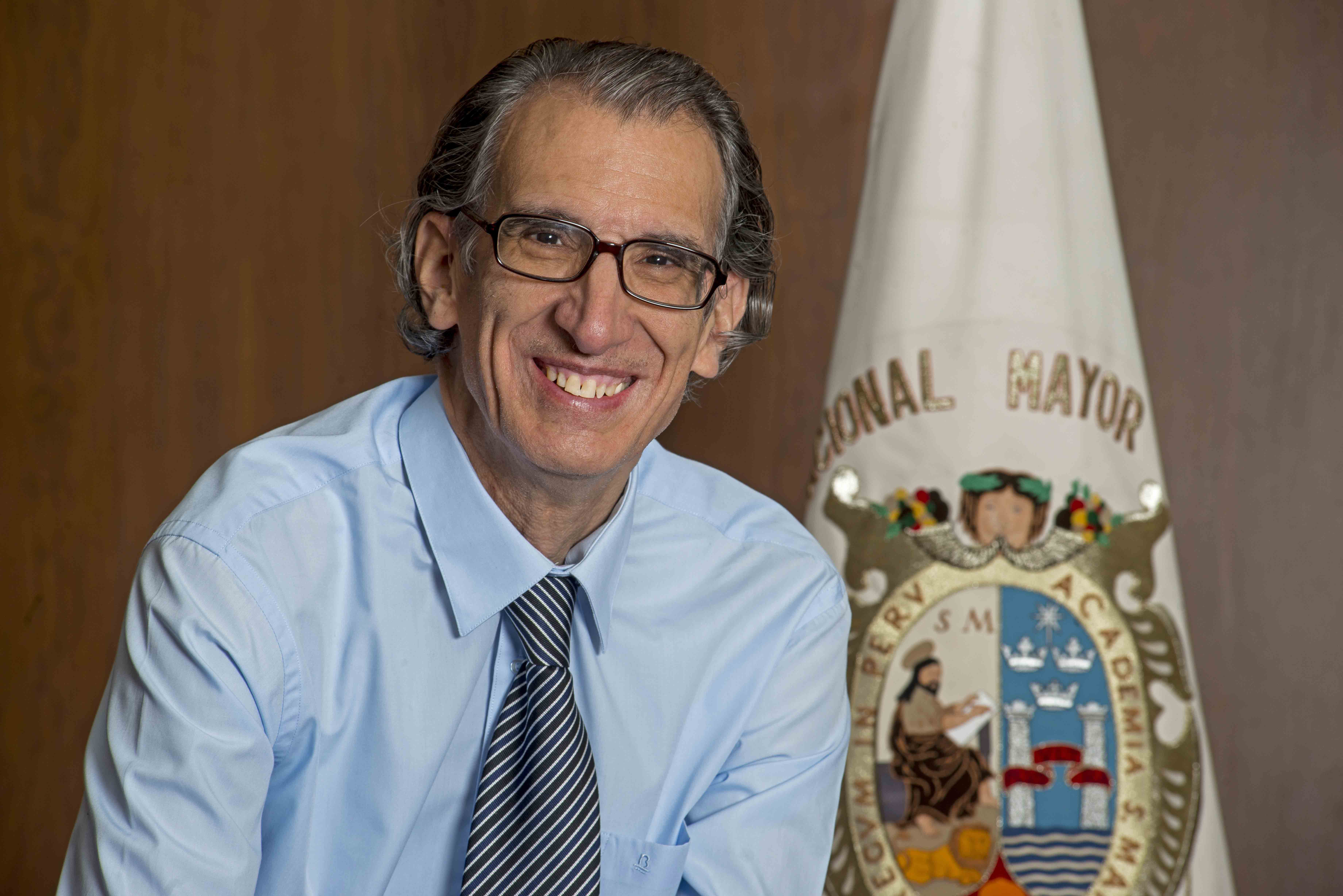 Dr. Carlos García-Bedoya Maguiña